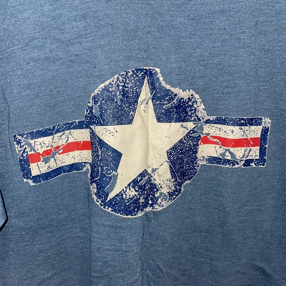 🩷 Graphic Tee - Picture 2 of 4